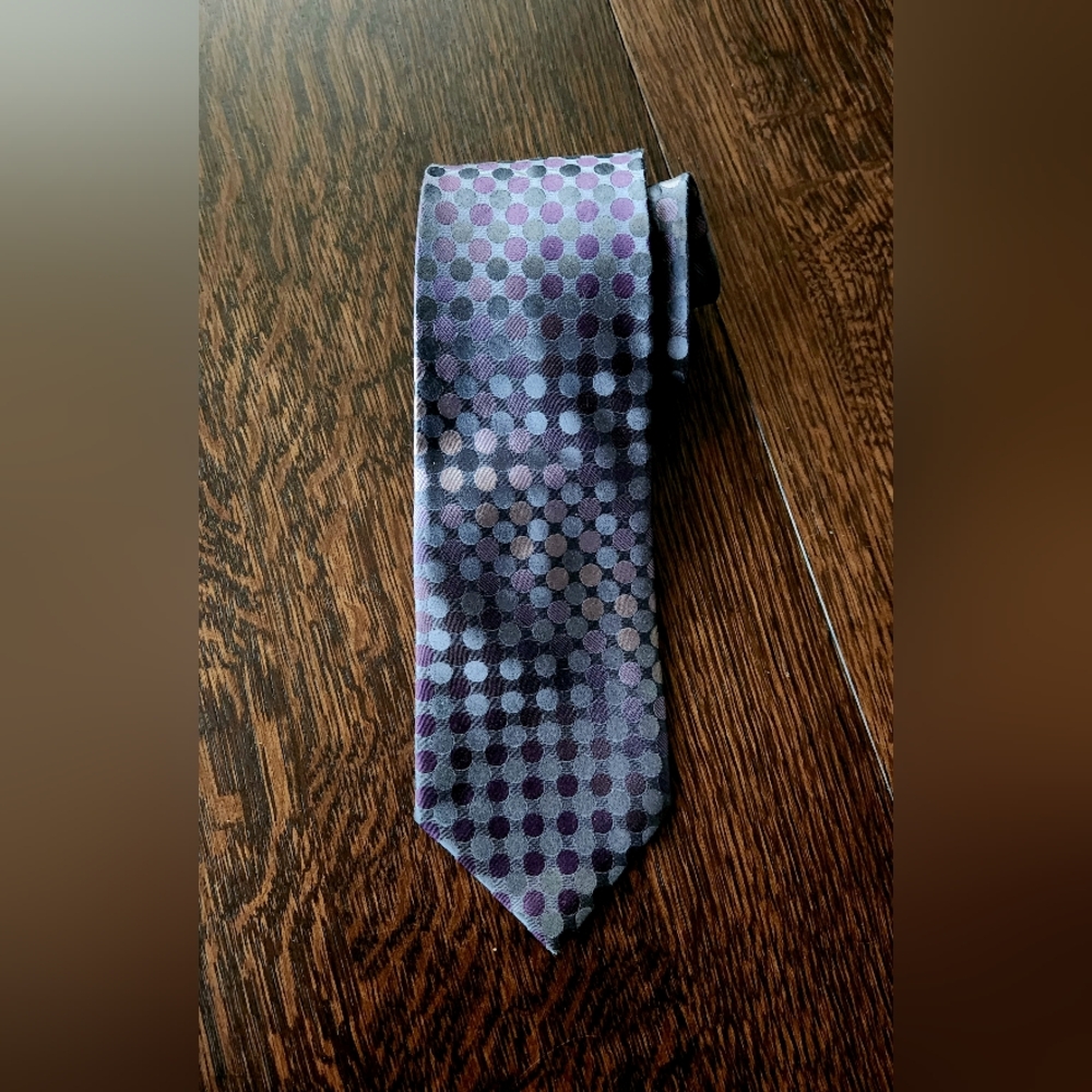 Claiborne Axcess 🎩 Black Gray Purple Dot Silk Necktie EUC $22